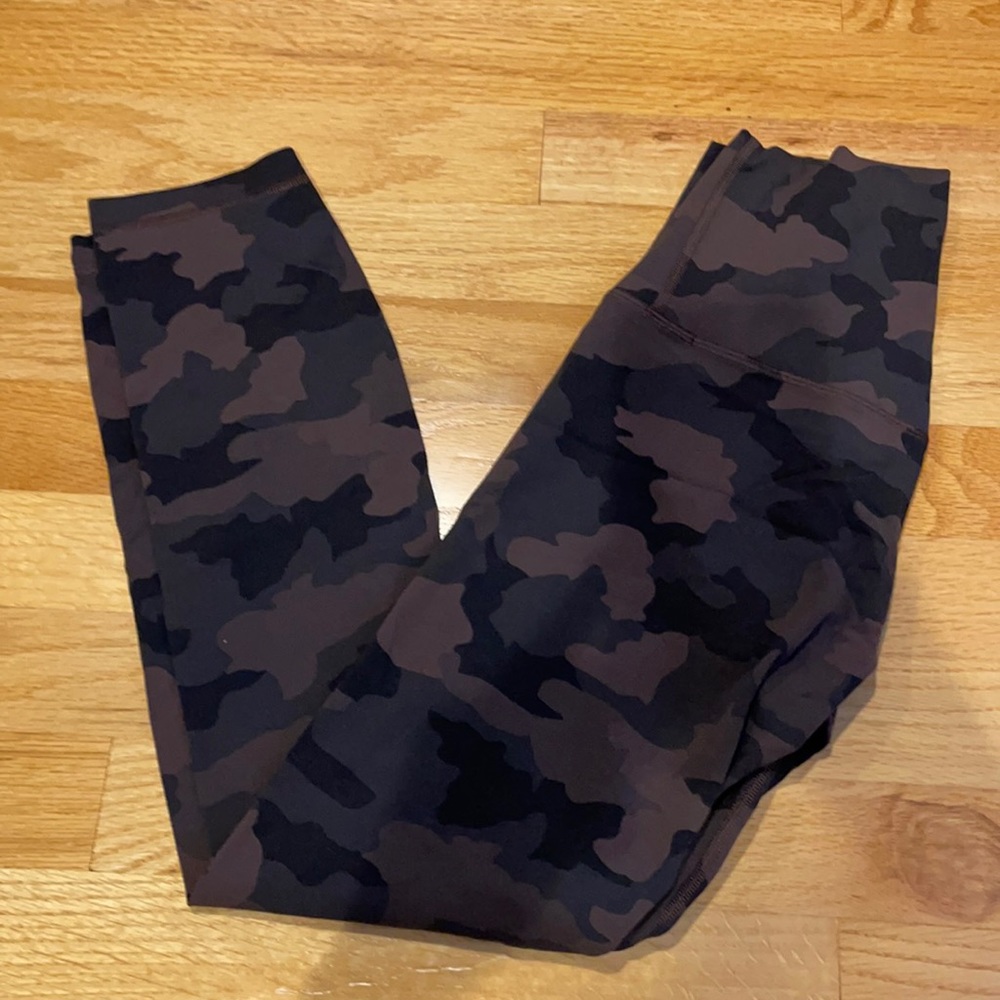 Lululemon brown camo aligns (23)